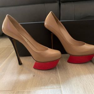 Lightly used Nicholas Kirkwood heels